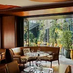 Hotel Madame Reve 